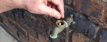 Fix a dripping tap (Faucet) by replacing the washer