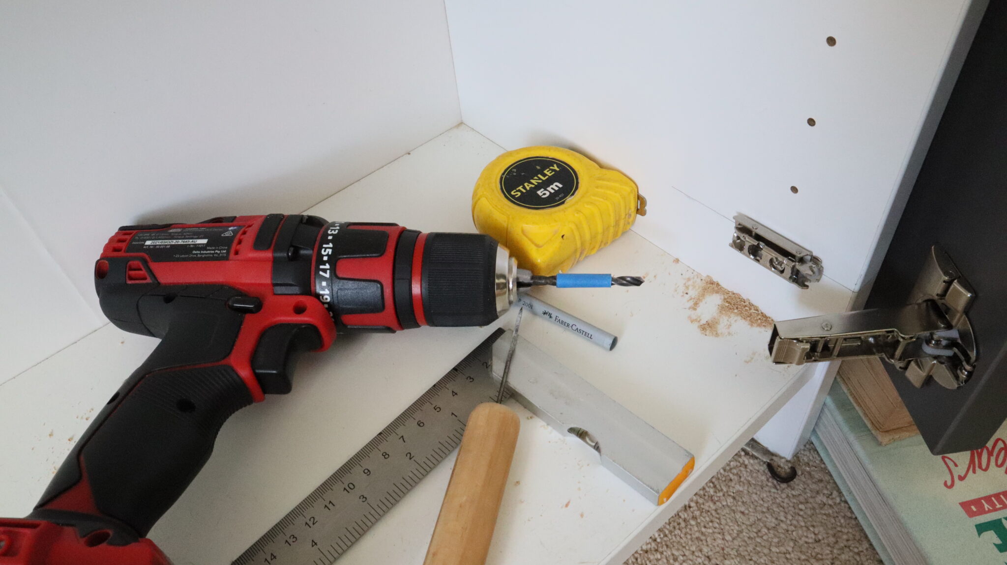 How I fitted Ikea Metod doors to a Billy ← Basic Lowdown.. No